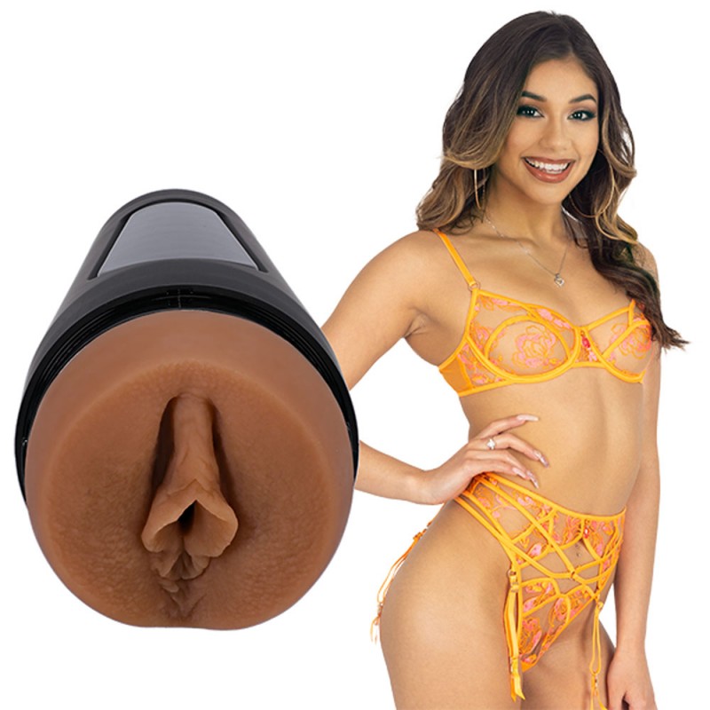 Main Squeeze Vagina Stroker - Xxlayna Marie