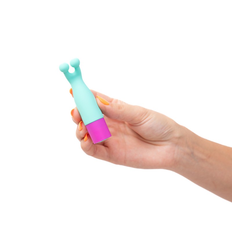 Maia Maci USB Rechargeable Bullet Maia Maci USB Rechargeable Bullet